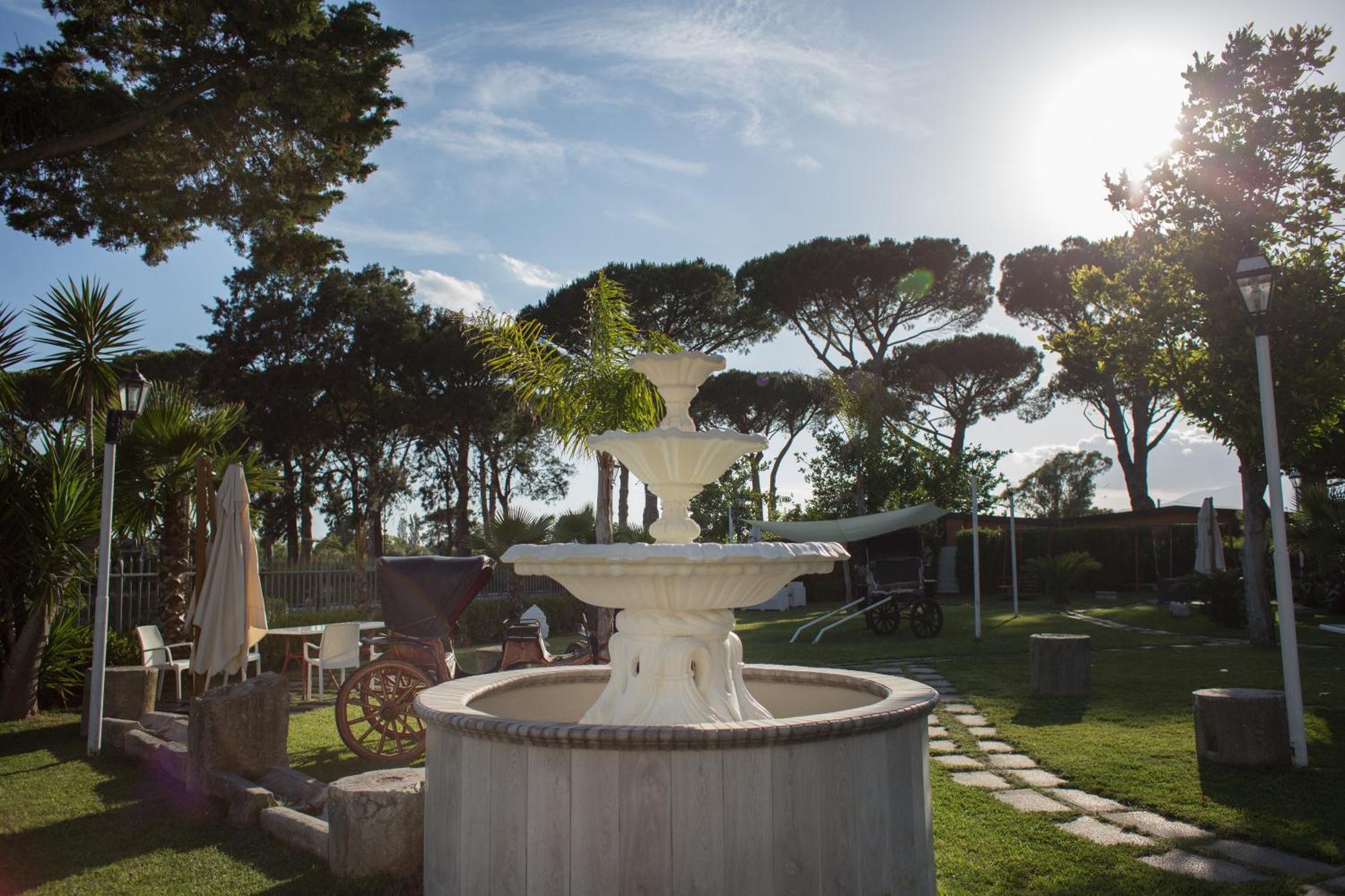 Il Postiglione Hotel - Sala Ricevimenti Minturno Luaran gambar