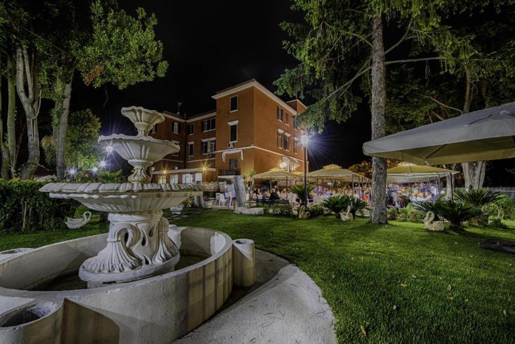 Il Postiglione Hotel - Sala Ricevimenti Minturno Luaran gambar